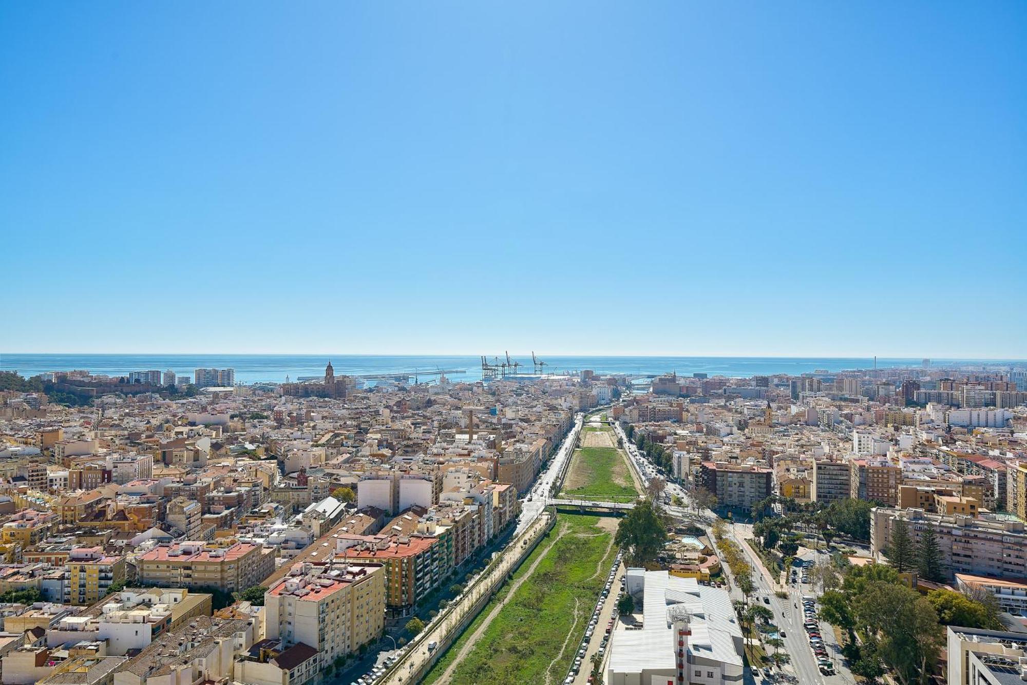 Malaga Skyline By Lovely Rentals Exterior foto